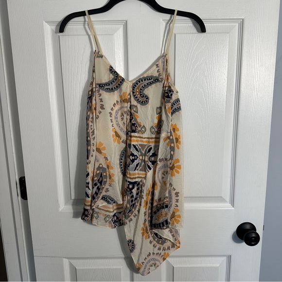 Anthropologie HD In Paris Paisley Moonset silk asymmetrical top. sz. 10P - Picture 7 of 9